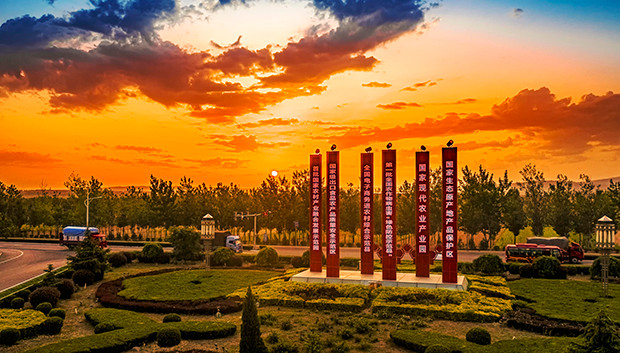 入县标志——1_极速看图.jpg 入县标志——1_极速看图.jpg